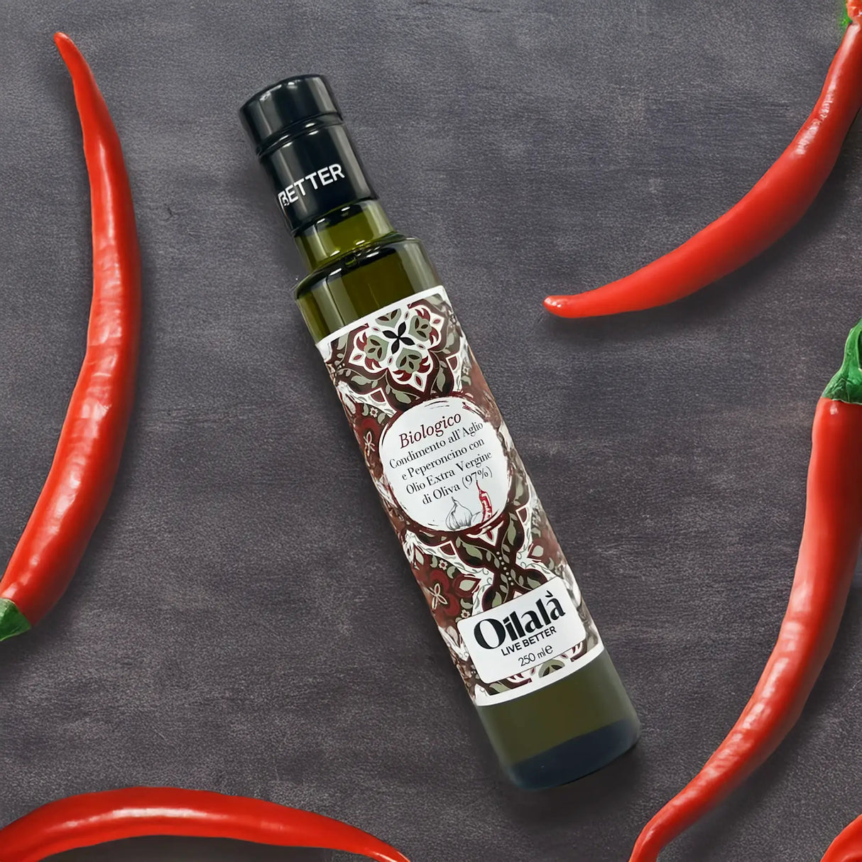 Huile d'olive vierge extra BIO aromatisée au piment et à l'ail